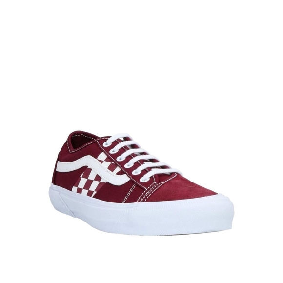 VANS - Picture 2 of 4